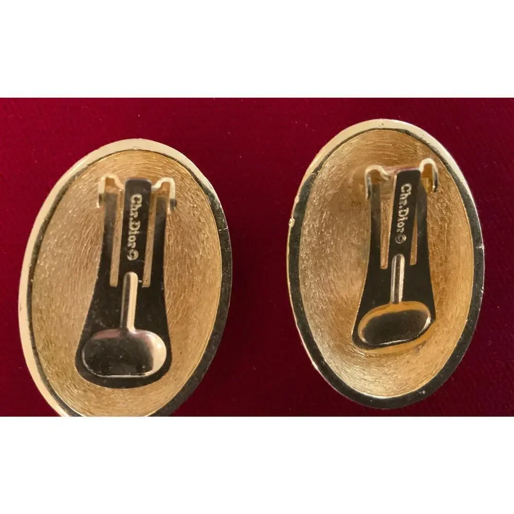 Christian Dior Vintage Logo Gold Oval Clip On Earrings - Picture 5 of 5